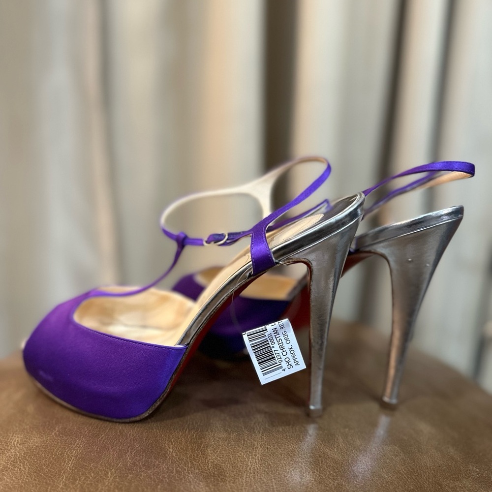 Christian Louboutin Satin Purple Peep-Toe Women's Shoes size 40 (9-9.5) - Picture 5 of 9